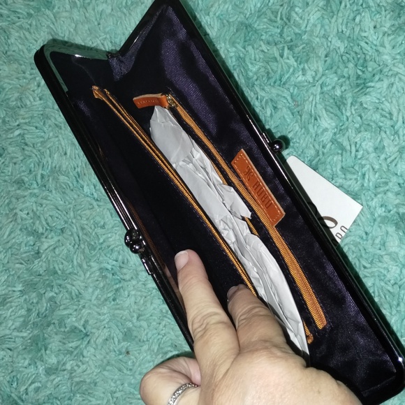 HOBO Glam Mavis Leather Snakeskin Print Clutch - Picture 7 of 10